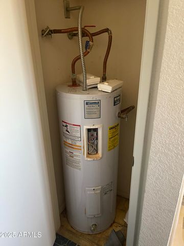 17227 N 16TH Drive 6, Phoenix, AZ 85023