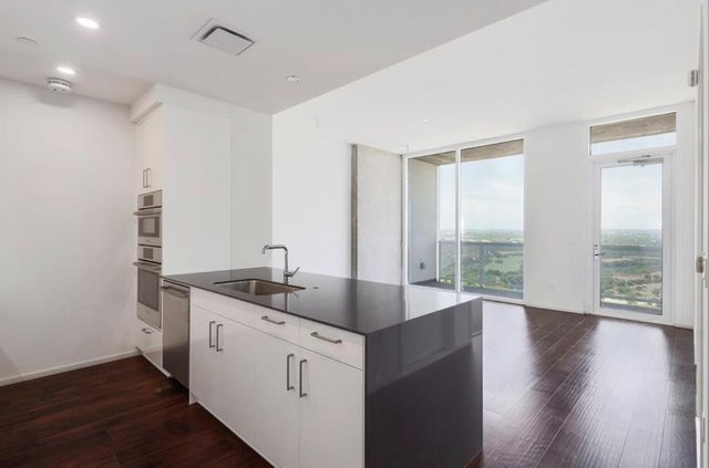 301 West Ave 4108, Austin, TX 78701