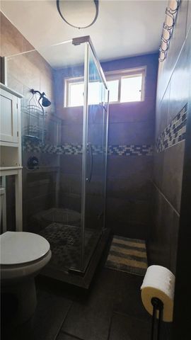 608 Hawthorne Street E, Glendale, CA 91204