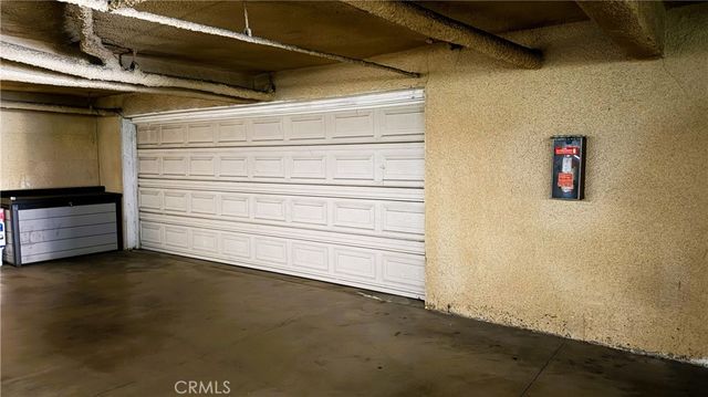 608 Hawthorne Street E, Glendale, CA 91204