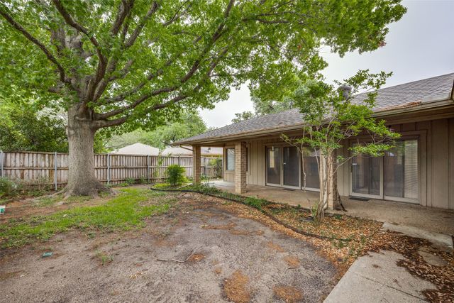 6727 Southpoint Drive, Dallas, TX 75248