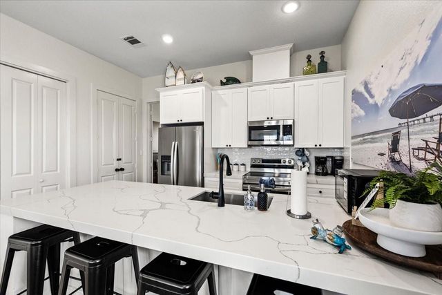 4219 Grayson Drive, Galveston, TX 77554