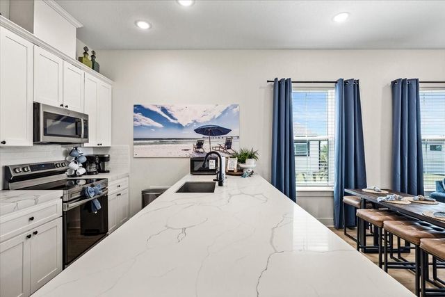 4219 Grayson Drive, Galveston, TX 77554
