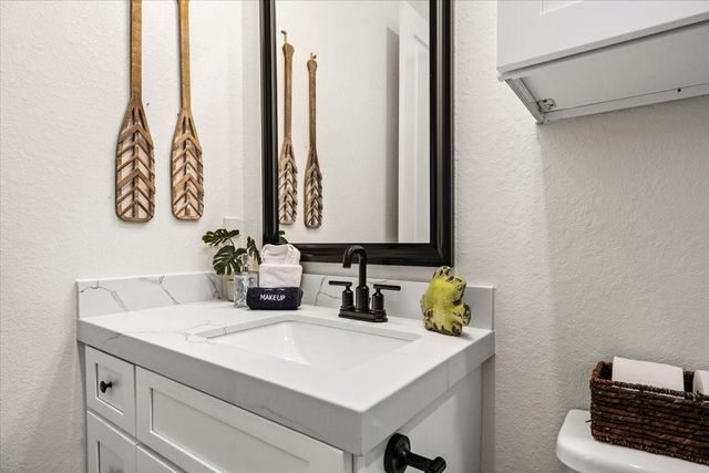 4219 Grayson Drive, Galveston, TX 77554