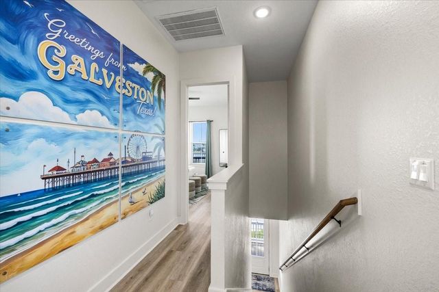 4219 Grayson Drive, Galveston, TX 77554