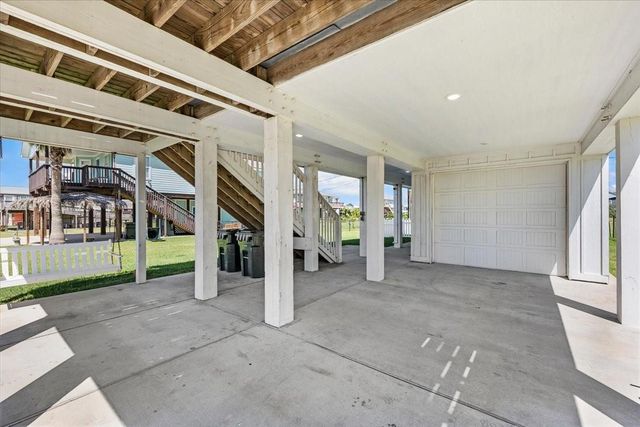 4219 Grayson Drive, Galveston, TX 77554