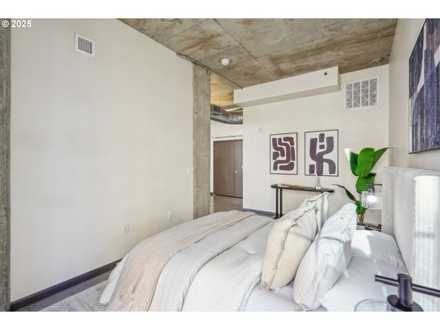 1030 Nw 12TH Ave 415, Portland, OR 97209