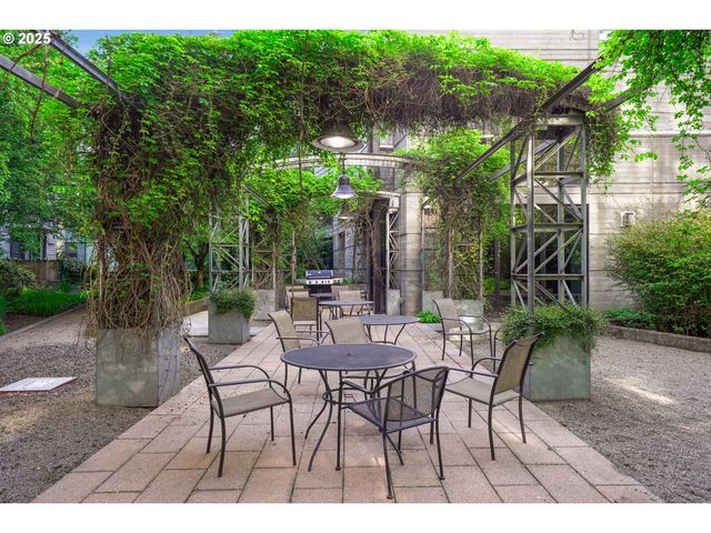 1030 Nw 12TH Ave 415, Portland, OR 97209