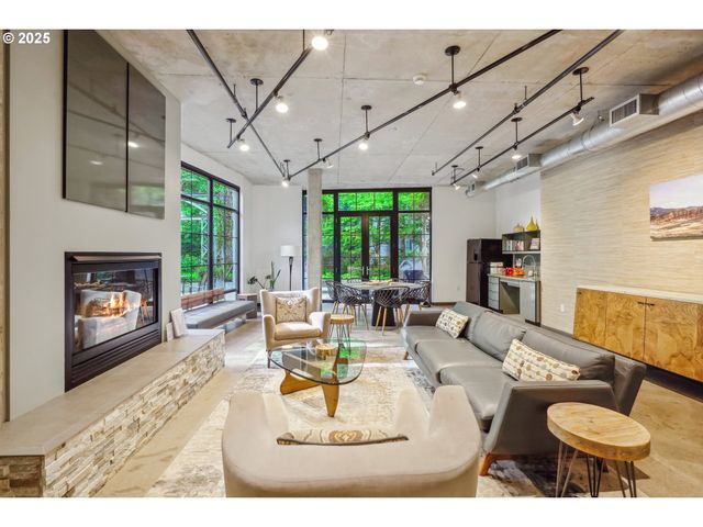 1030 Nw 12TH Ave 415, Portland, OR 97209