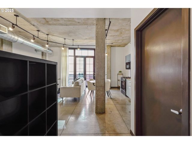 1030 Nw 12TH Ave 415, Portland, OR 97209