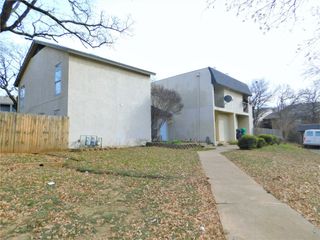 1911 Kingswood Court, Denton, TX 76205