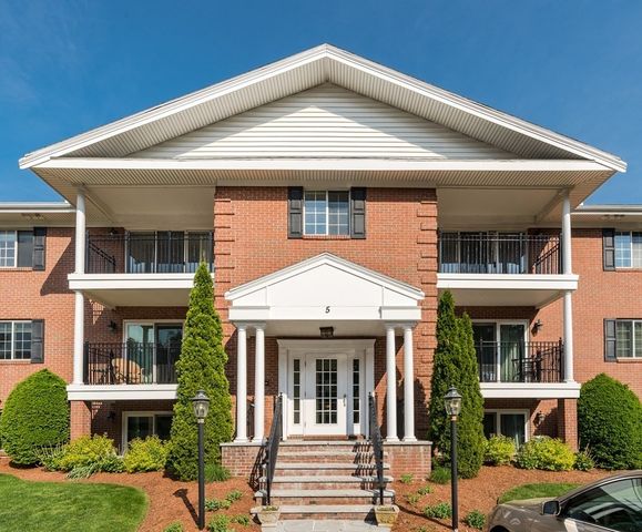 5 April Ln 31, Lexington, MA 02421