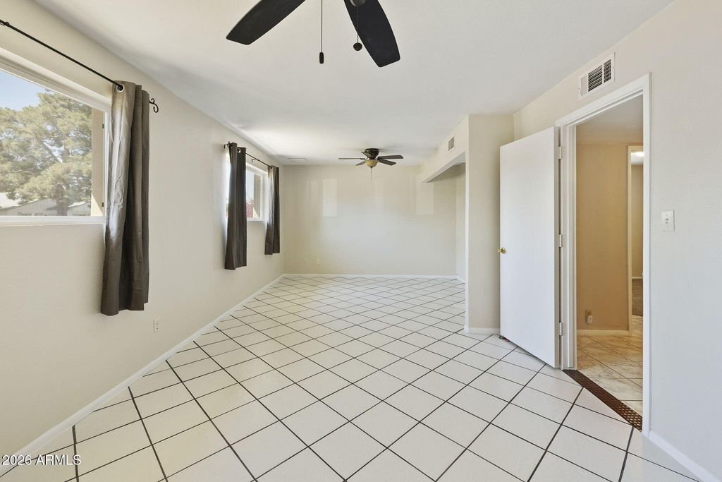 Image 26 of property listing at 4538 W PURDUE Avenue, Glendale, AZ 85302