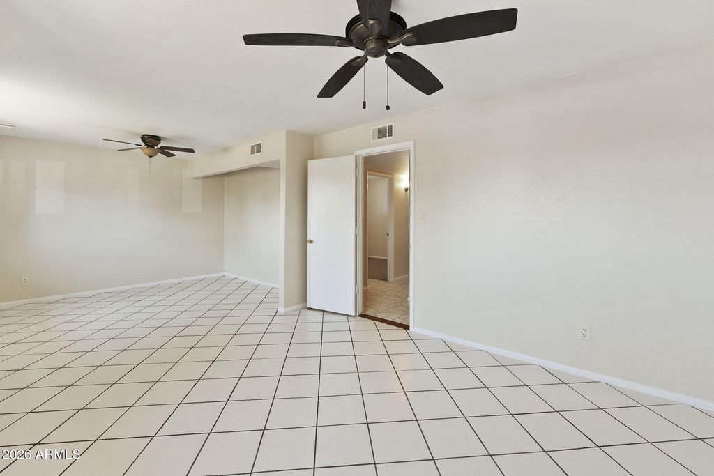 Image 27 of property listing at 4538 W PURDUE Avenue, Glendale, AZ 85302