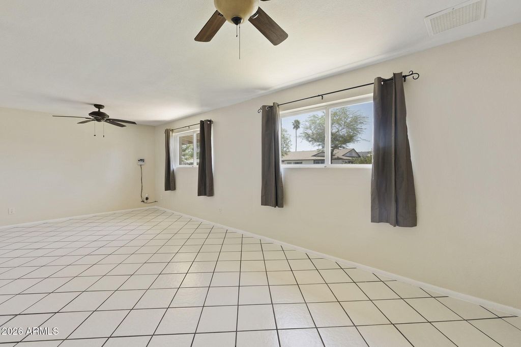 Image 29 of property listing at 4538 W PURDUE Avenue, Glendale, AZ 85302