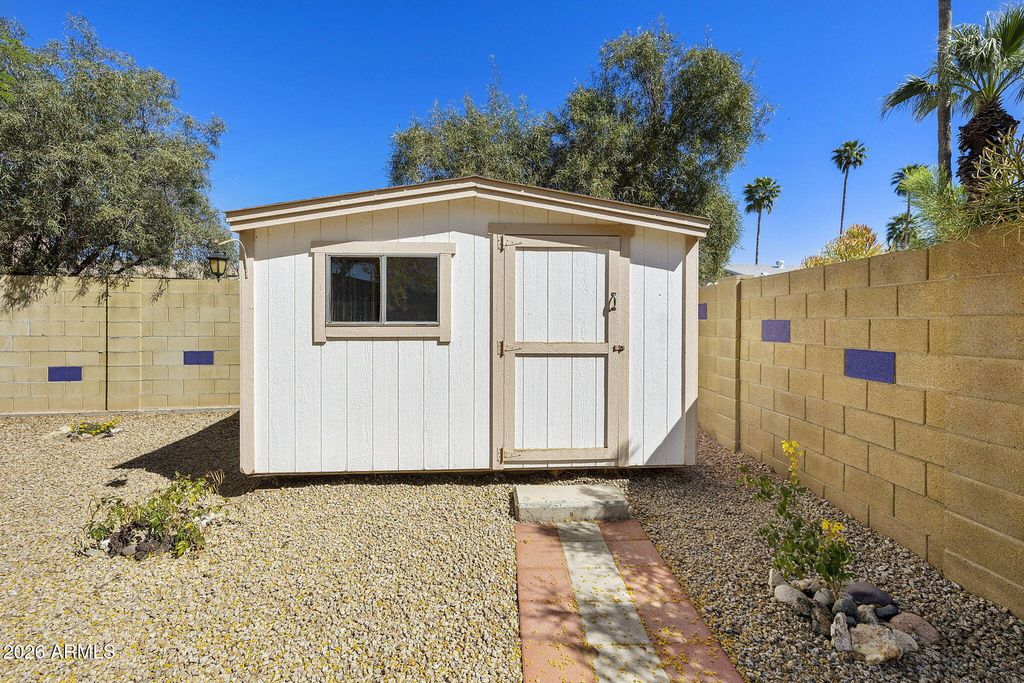 Image 43 of property listing at 4538 W PURDUE Avenue, Glendale, AZ 85302