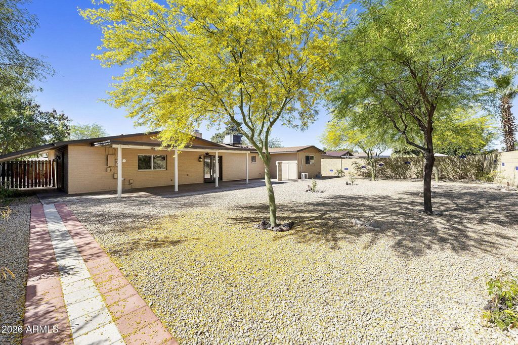 Image 44 of property listing at 4538 W PURDUE Avenue, Glendale, AZ 85302