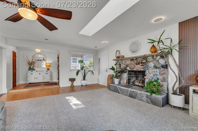4337 Windiate Park Drive, Waterford, MI 48329