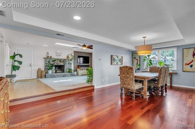 4337 Windiate Park Drive, Waterford, MI 48329