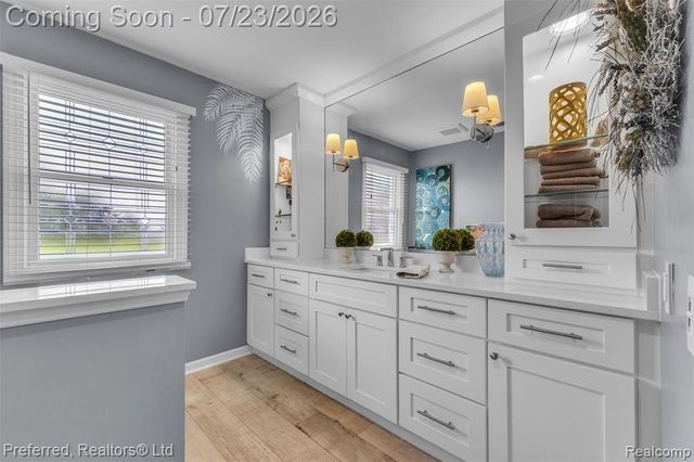 4337 Windiate Park Drive, Waterford, MI 48329
