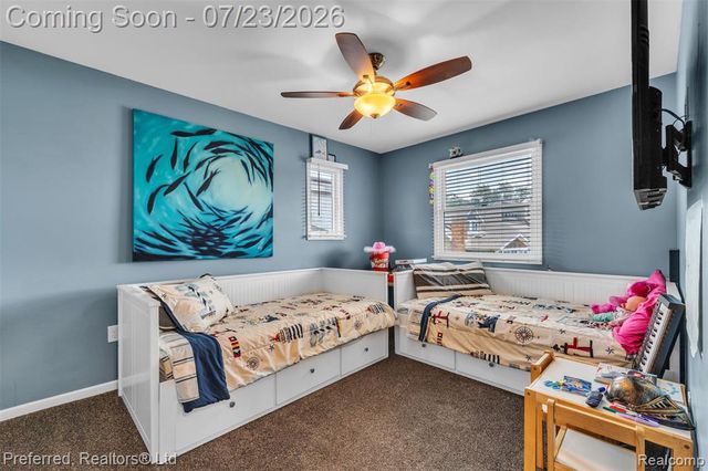 4337 Windiate Park Drive, Waterford, MI 48329