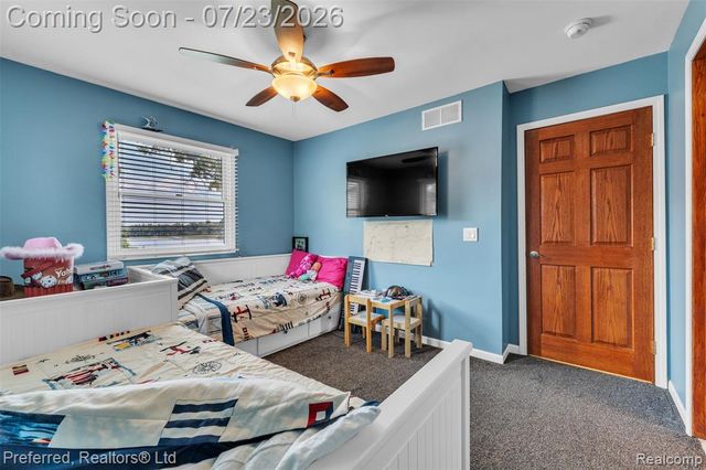 4337 Windiate Park Drive, Waterford, MI 48329
