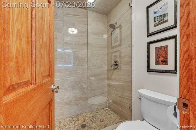 4337 Windiate Park Drive, Waterford, MI 48329