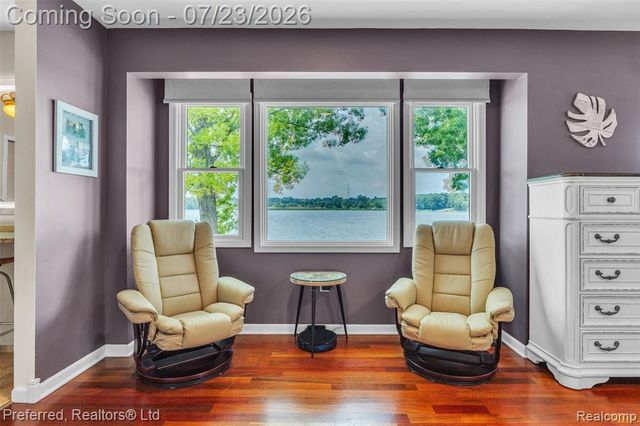 4337 Windiate Park Drive, Waterford, MI 48329