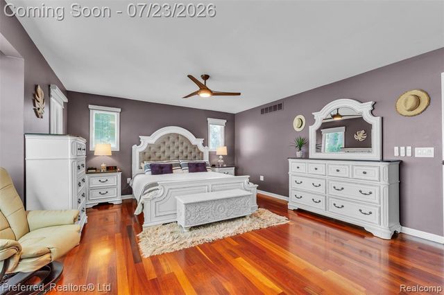4337 Windiate Park Drive, Waterford, MI 48329