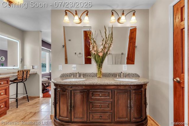 4337 Windiate Park Drive, Waterford, MI 48329