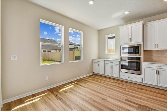 5921 BRISTLE OAK STREET, Mount Dora, FL 32757