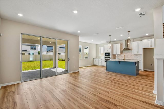 5921 BRISTLE OAK STREET, Mount Dora, FL 32757