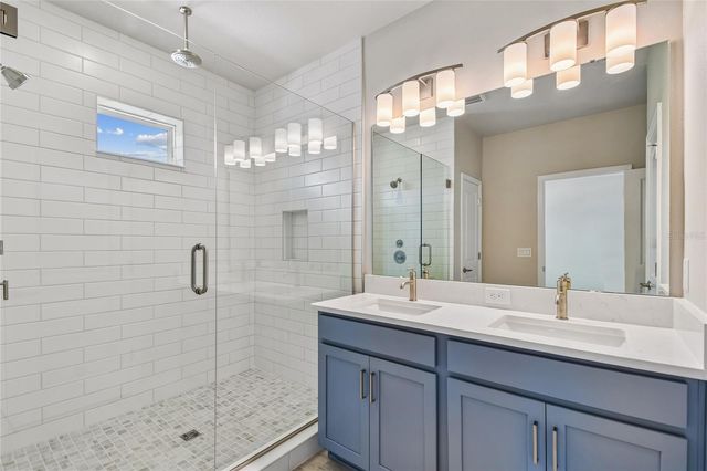 5921 BRISTLE OAK STREET, Mount Dora, FL 32757