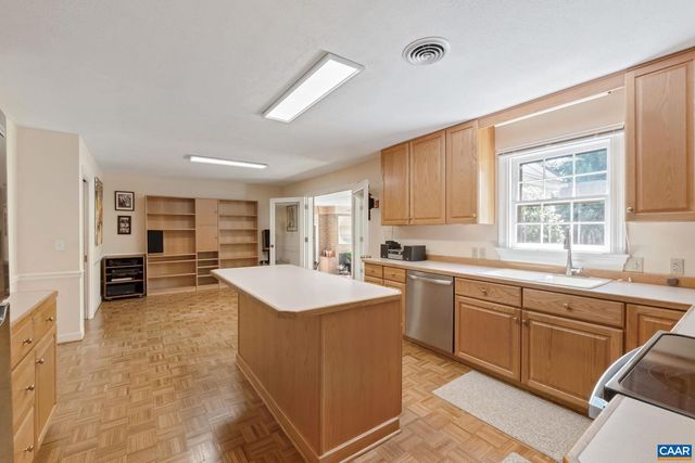 311 GLOUCESTER RD, Charlottesville, VA 22901