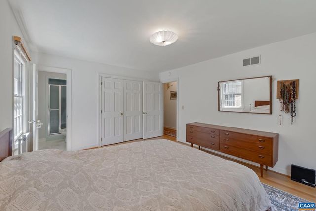 311 GLOUCESTER RD, Charlottesville, VA 22901