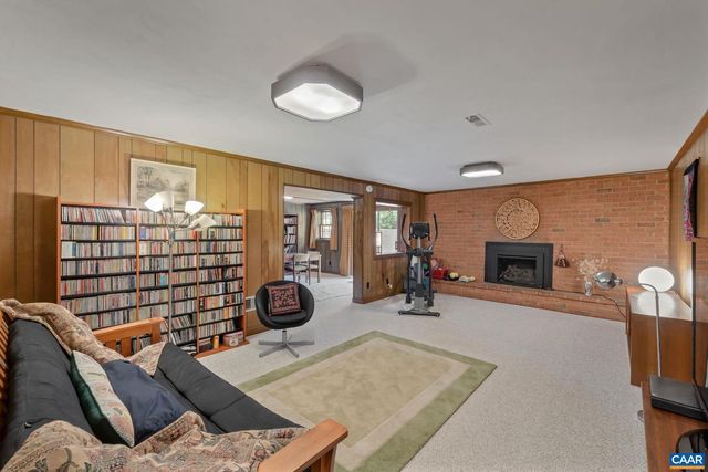 311 GLOUCESTER RD, Charlottesville, VA 22901