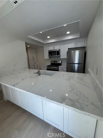 421 Coral Reef, Huntington Beach, CA 92648