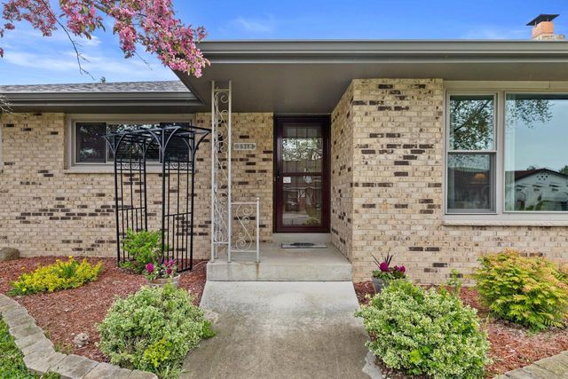 3318 14th PLACE, Kenosha, WI 53144