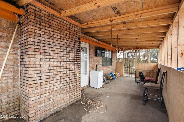 2383 W Clubview Circle, Yazoo City, MS 39194