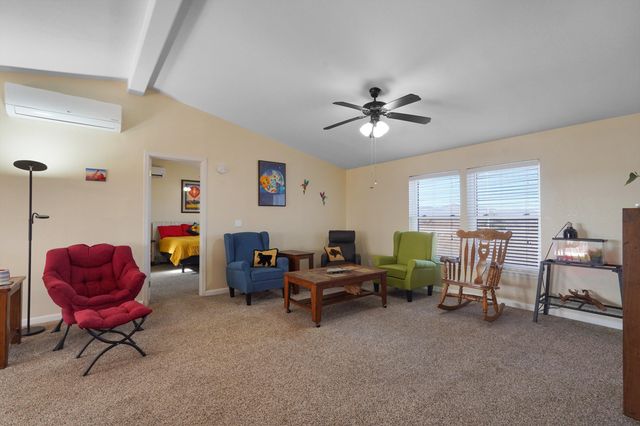 38 Lora Lane, Edgewood, NM 87015