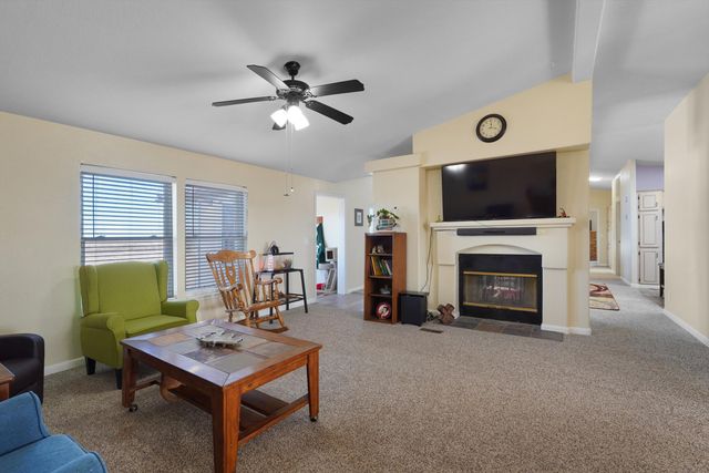 38 Lora Lane, Edgewood, NM 87015