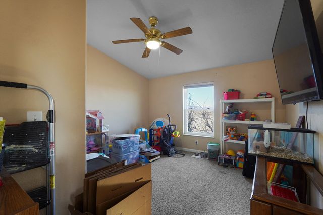 38 Lora Lane, Edgewood, NM 87015