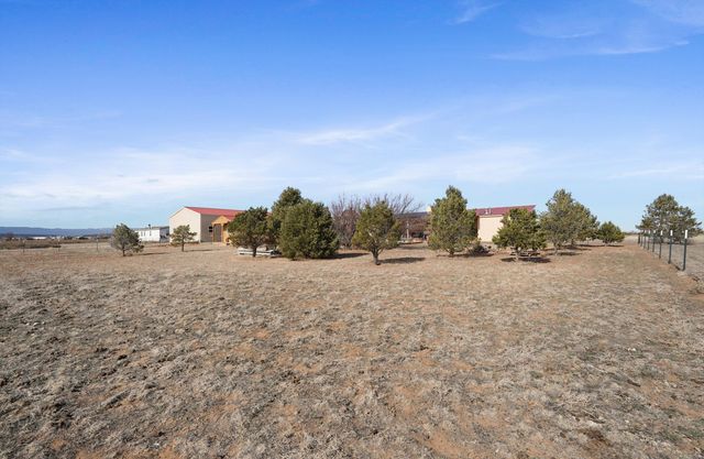 38 Lora Lane, Edgewood, NM 87015