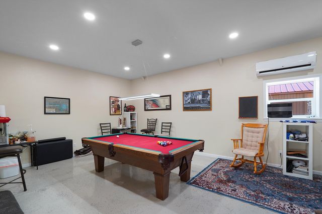 38 Lora Lane, Edgewood, NM 87015