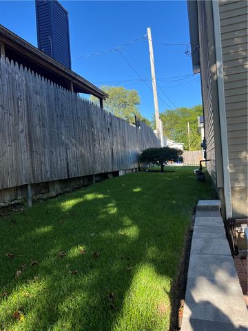 26 Ophelia Street, Providence, RI 02909