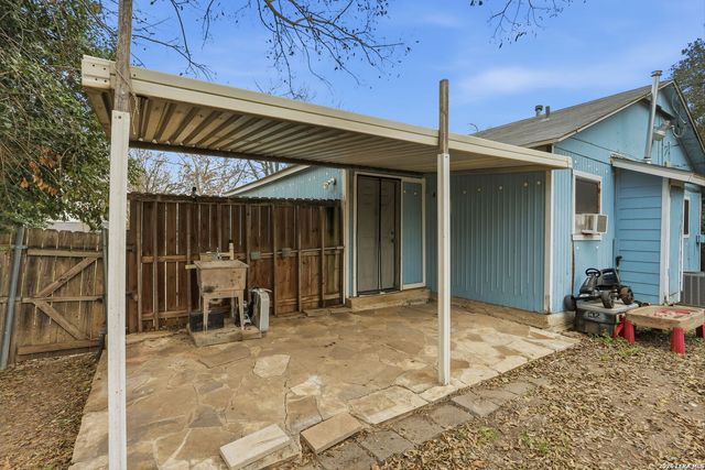 1015 CIBOLO TRL, Universal City, TX 78148