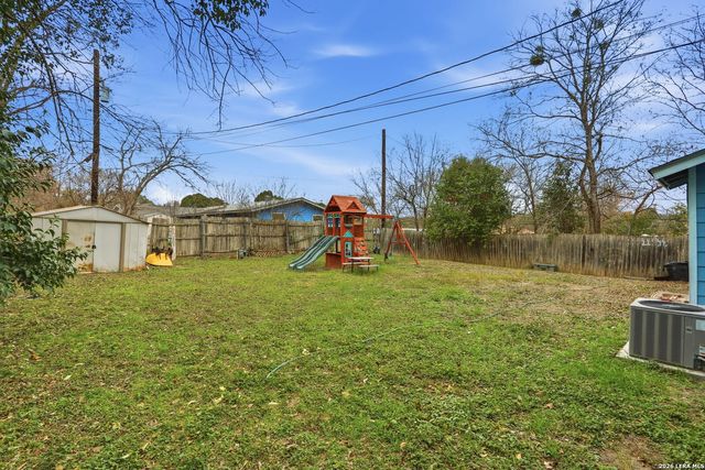 1015 CIBOLO TRL, Universal City, TX 78148