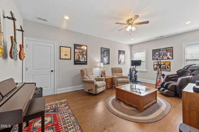 7228 Ledford Grove Lane, Wake Forest, NC 27587