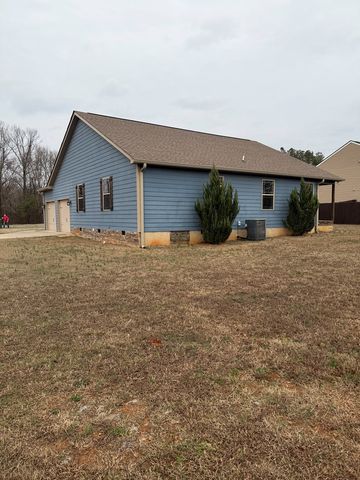 369 Village Creek Drive, Chatsworth, GA 30705