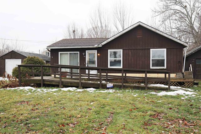 1450 Carman Street, Burton, MI 48529